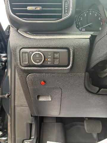 2023 Ford Explorer - $35,900
