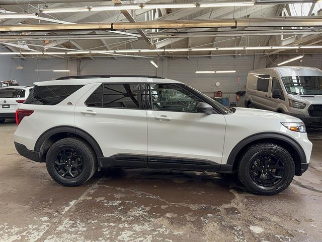 2023 Ford Explorer - $37,990