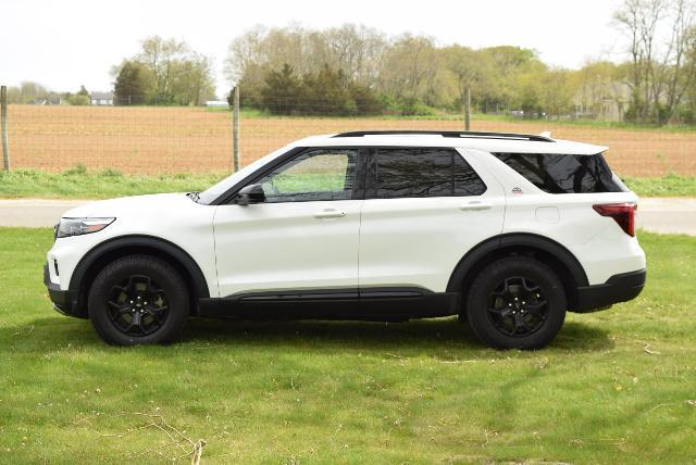 2023 Ford Explorer - $34,990