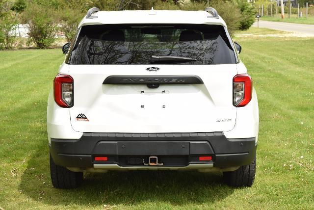 2023 Ford Explorer - $34,990