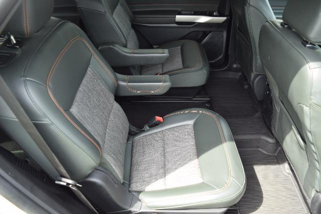 2023 Ford Explorer - $34,990