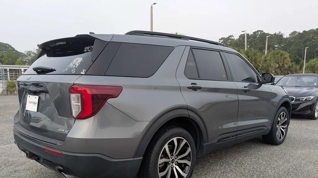 2022 Ford Explorer ST-Line