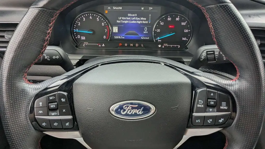 2022 Ford Explorer ST-Line