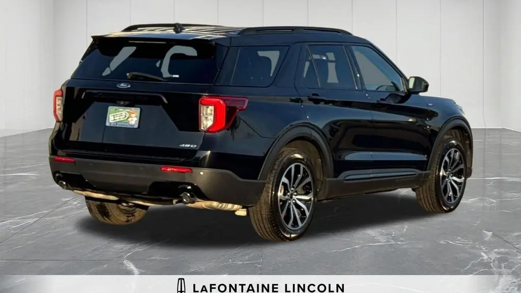 2022 Ford Explorer ST-Line