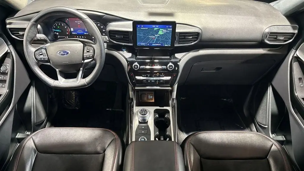 2022 Ford Explorer ST-Line