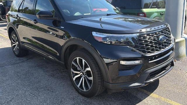 2023 Ford Explorer ST-Line