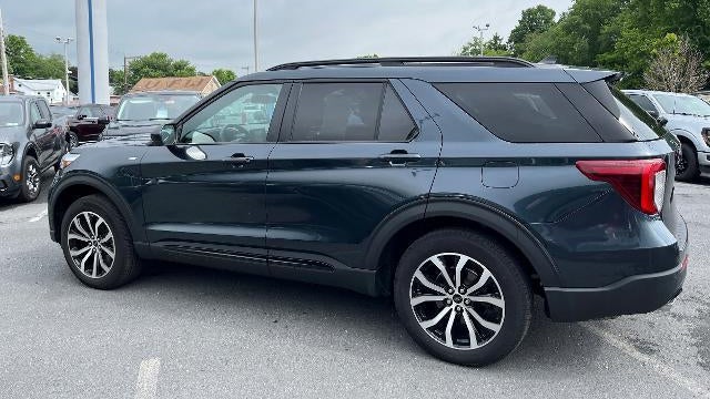 2023 Ford Explorer ST-Line