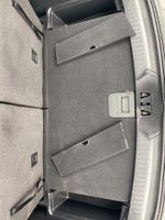 2023 Explorer Thumbnail 16