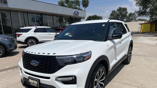2023 Ford Explorer ST-Line