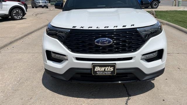 2023 Ford Explorer ST-Line