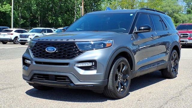 2024 Ford Explorer ST-Line