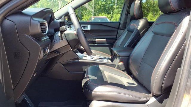 2024 Ford Explorer ST-Line