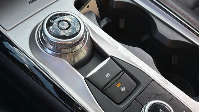 2024 Ford Explorer ST-Line