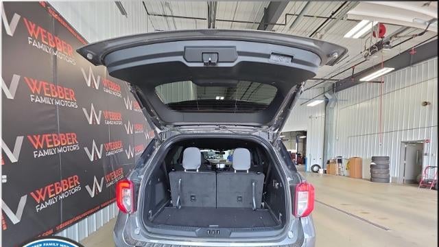 2024 Ford Explorer ST-Line