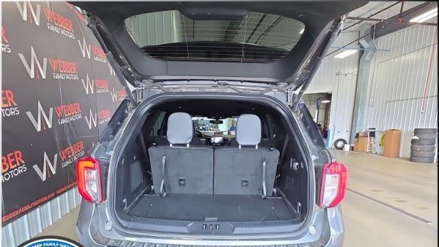 2024 Ford Explorer ST-Line