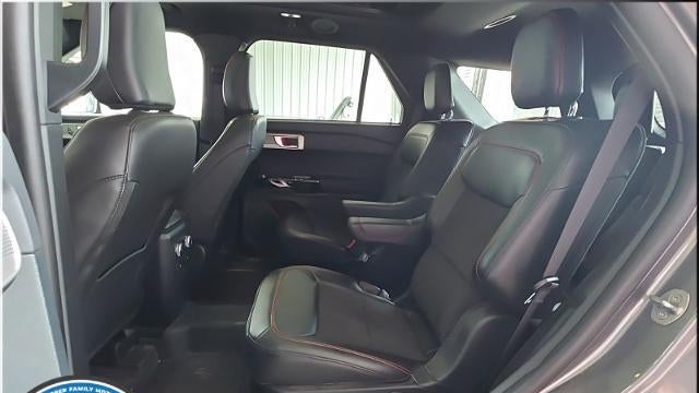 2024 Ford Explorer ST-Line