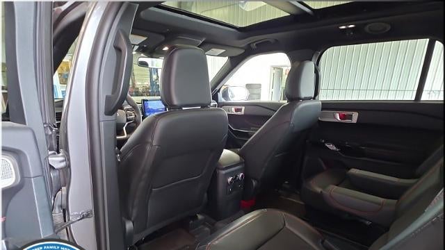 2024 Ford Explorer ST-Line