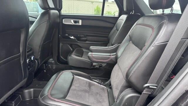 2024 Ford Explorer ST-Line
