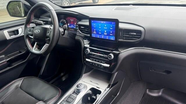 2024 Ford Explorer ST-Line