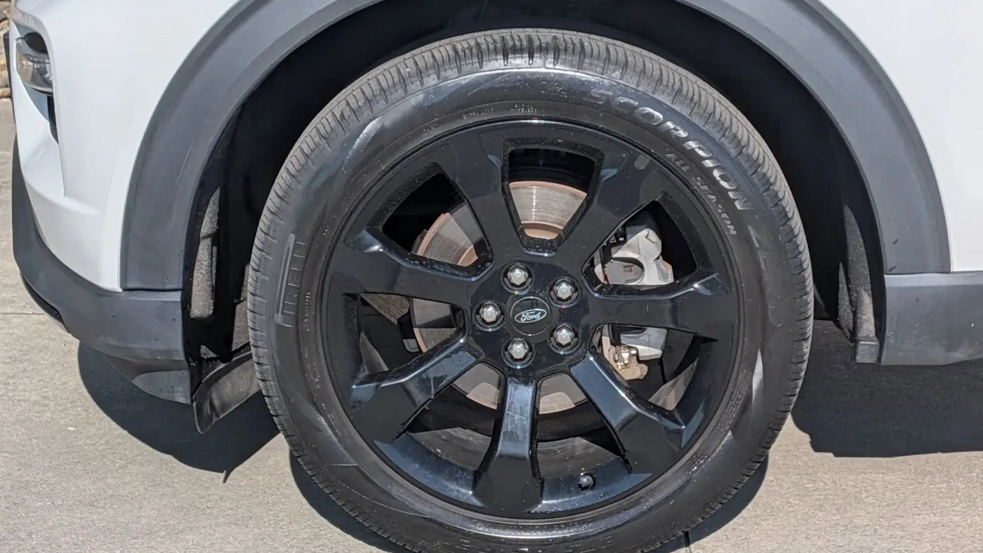2023 Ford Explorer ST-Line