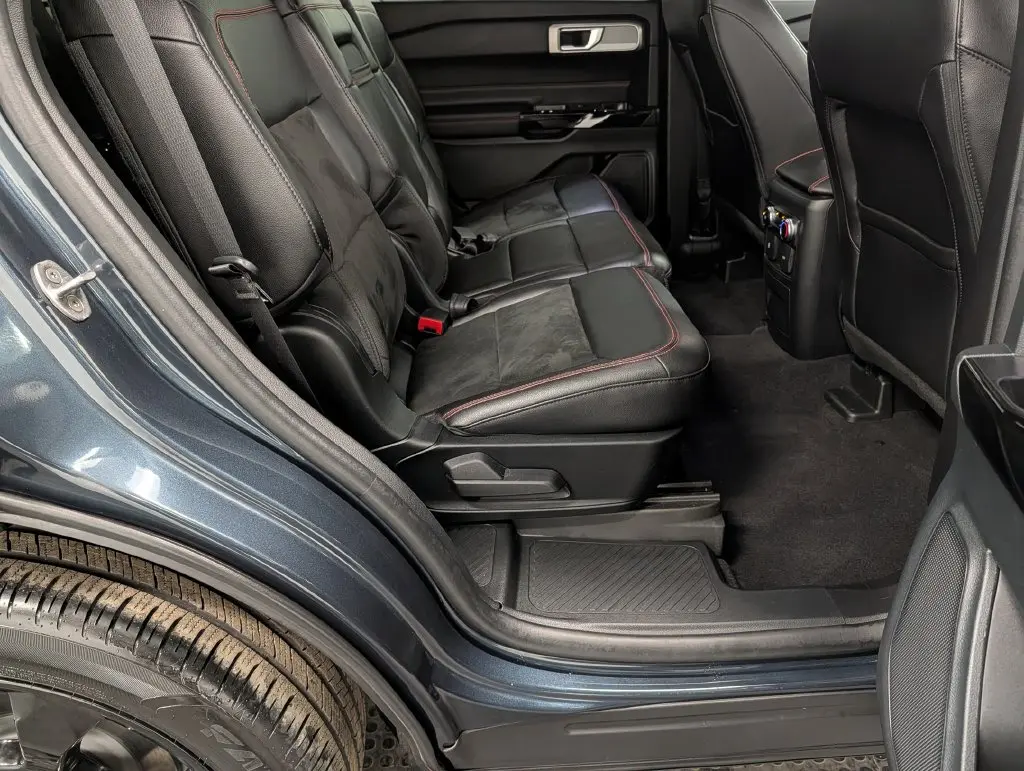 2023 Ford Explorer - $34,401