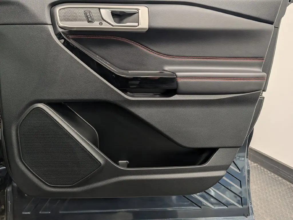 2023 Ford Explorer - $34,401