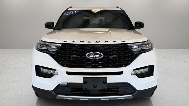 2024 Ford Explorer ST-Line