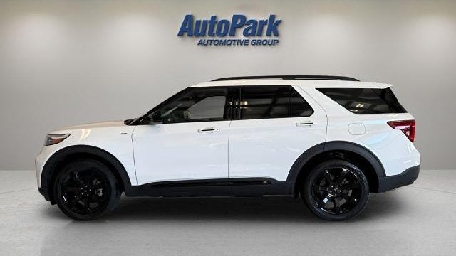2024 Ford Explorer ST-Line