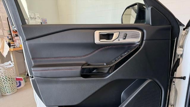 2024 Ford Explorer ST-Line