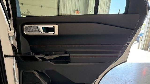2024 Ford Explorer ST-Line