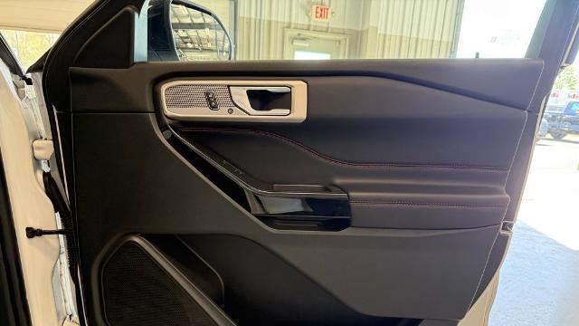 2024 Ford Explorer ST-Line