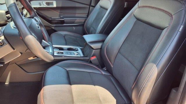 2024 Ford Explorer ST-Line