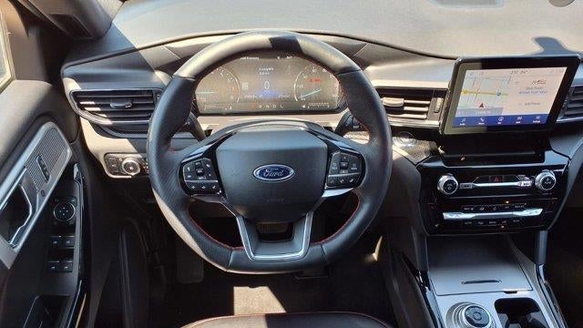2024 Ford Explorer ST-Line