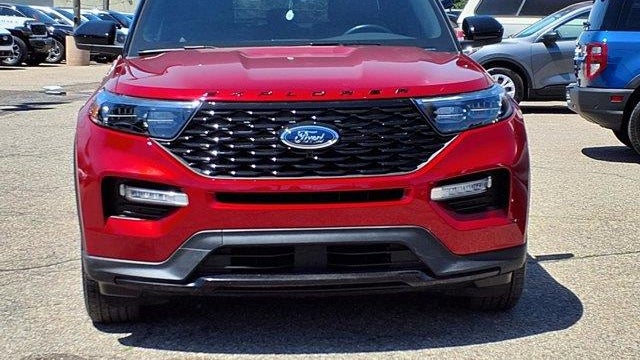 2024 Ford Explorer ST-Line