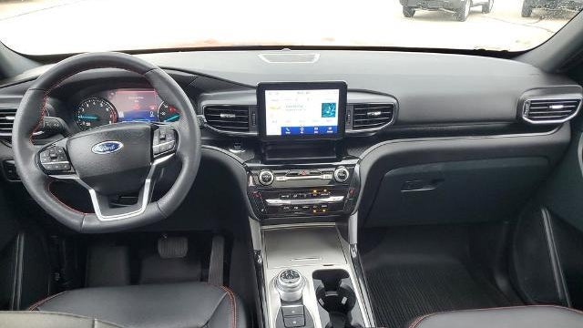 2024 Ford Explorer ST-Line
