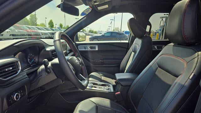 2024 Ford Explorer ST-Line