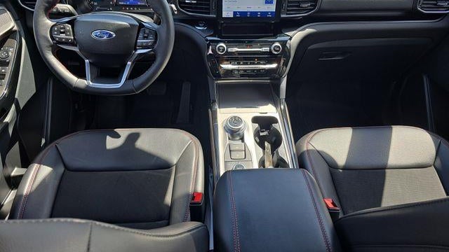 2024 Ford Explorer ST-Line