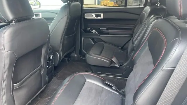 2024 Ford Explorer ST-Line