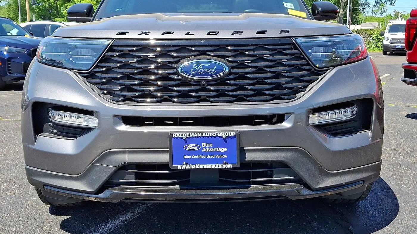 2022 Ford Explorer ST-Line