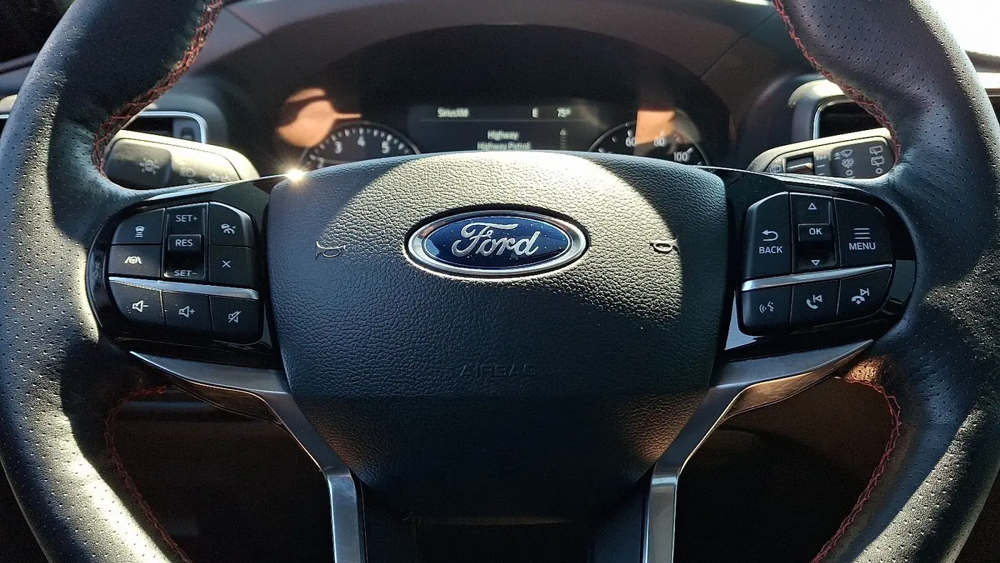 2022 Ford Explorer ST-Line