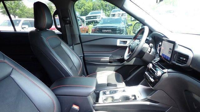 2024 Ford Explorer ST-Line