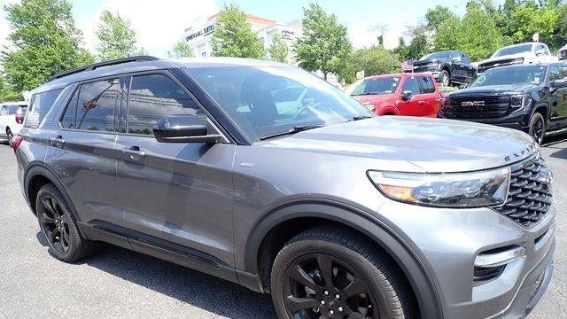 2024 Ford Explorer ST-Line