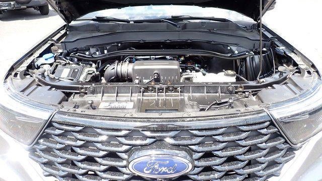 2024 Ford Explorer ST-Line
