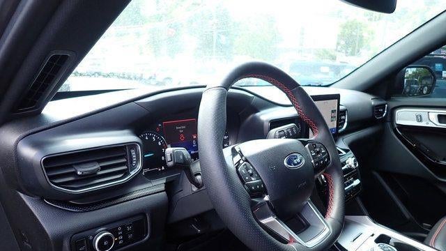 2024 Ford Explorer ST-Line