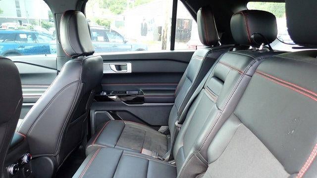 2024 Ford Explorer ST-Line