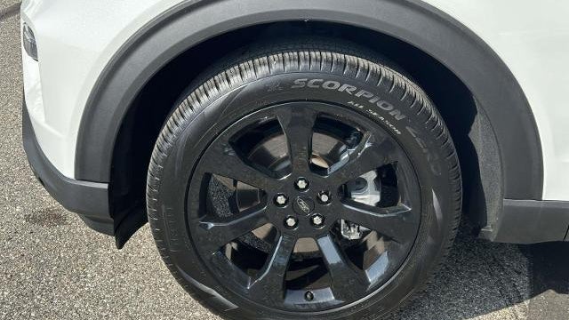 2024 Ford Explorer ST-Line