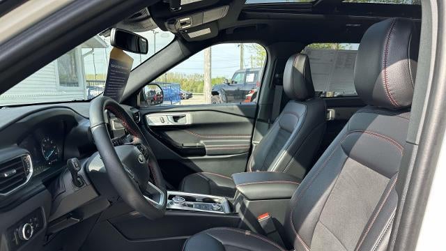 2024 Ford Explorer ST-Line