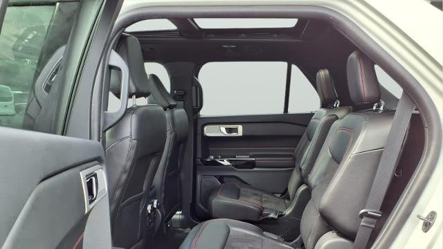 2024 Ford Explorer ST-Line