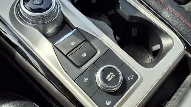 2024 Ford Explorer ST-Line
