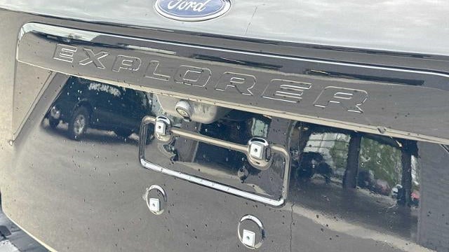 2022 Ford Explorer ST-Line